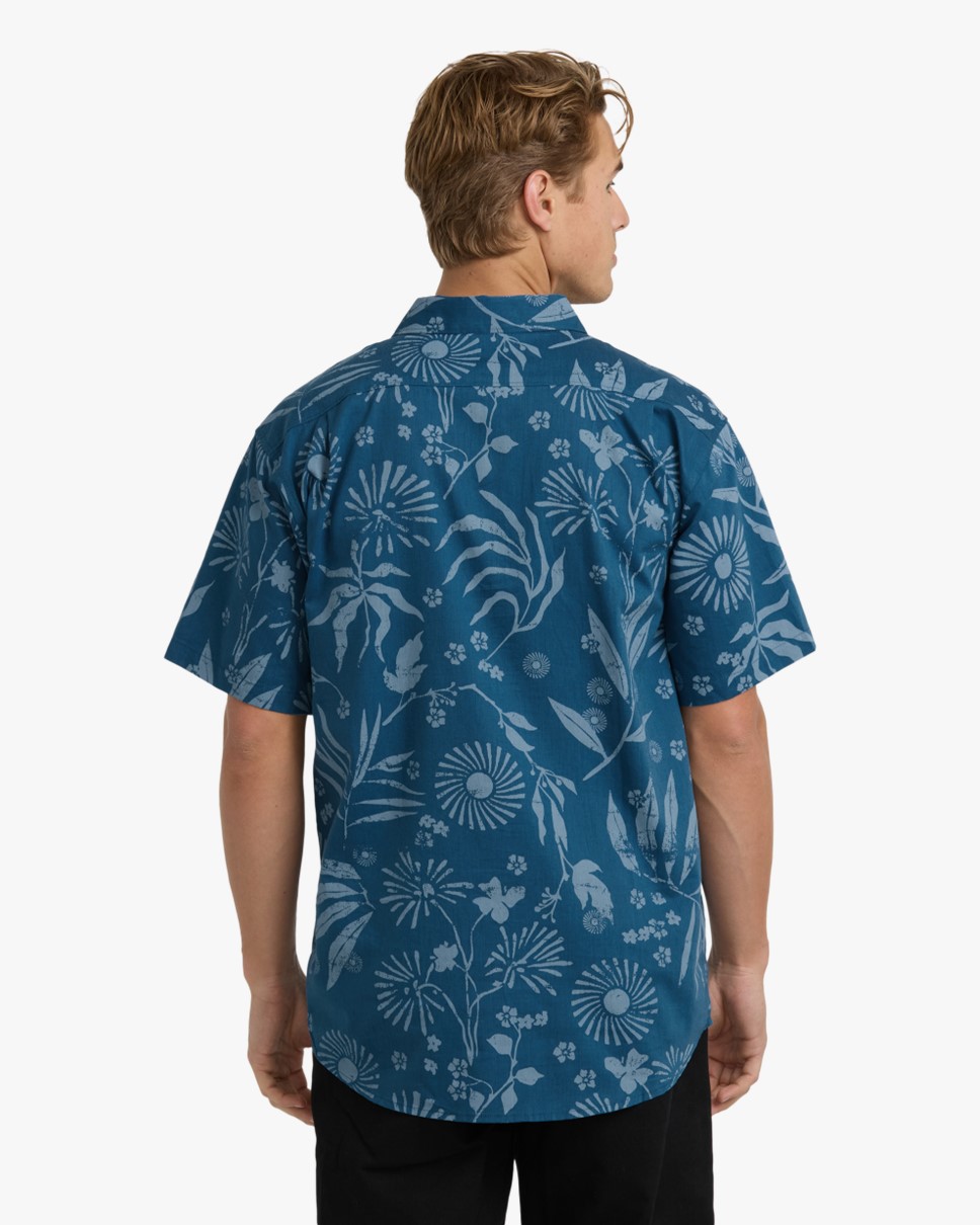 Mens Sundays Short Sleeve Shirt-Blue