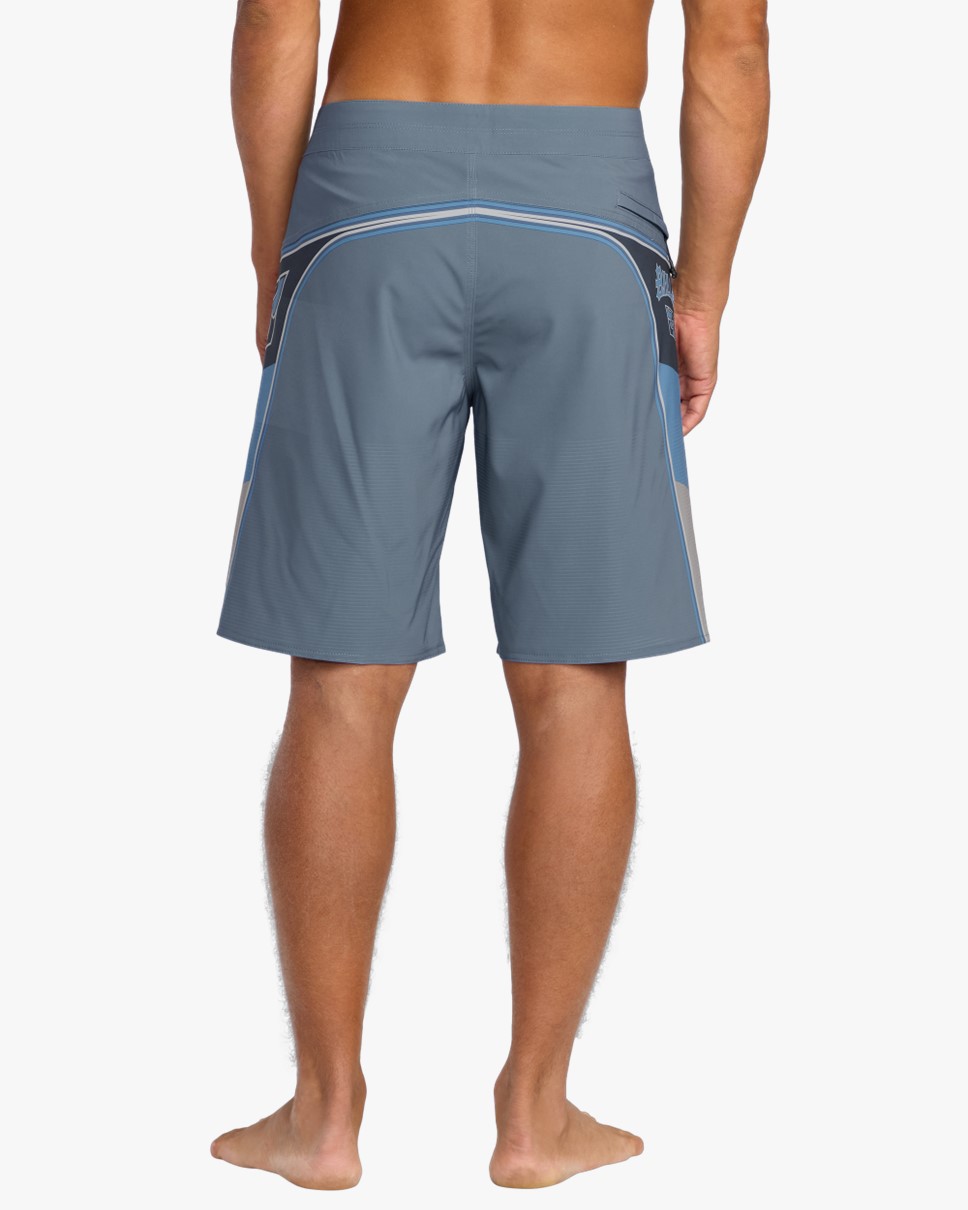 Mens Straddie Airlite 20" Boardshorts-Blue