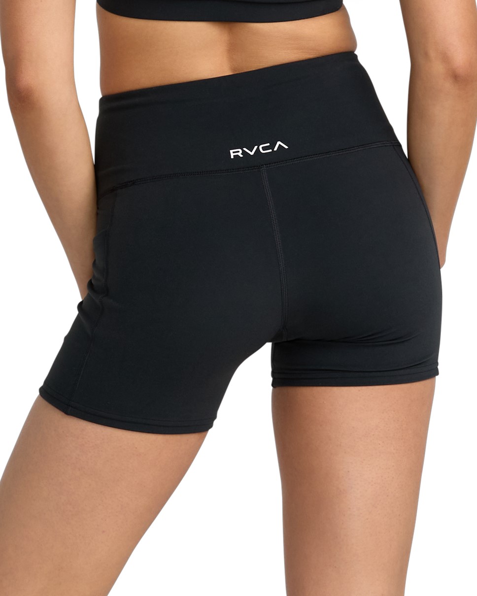 Womens VA Essential Pocket Short II-Black