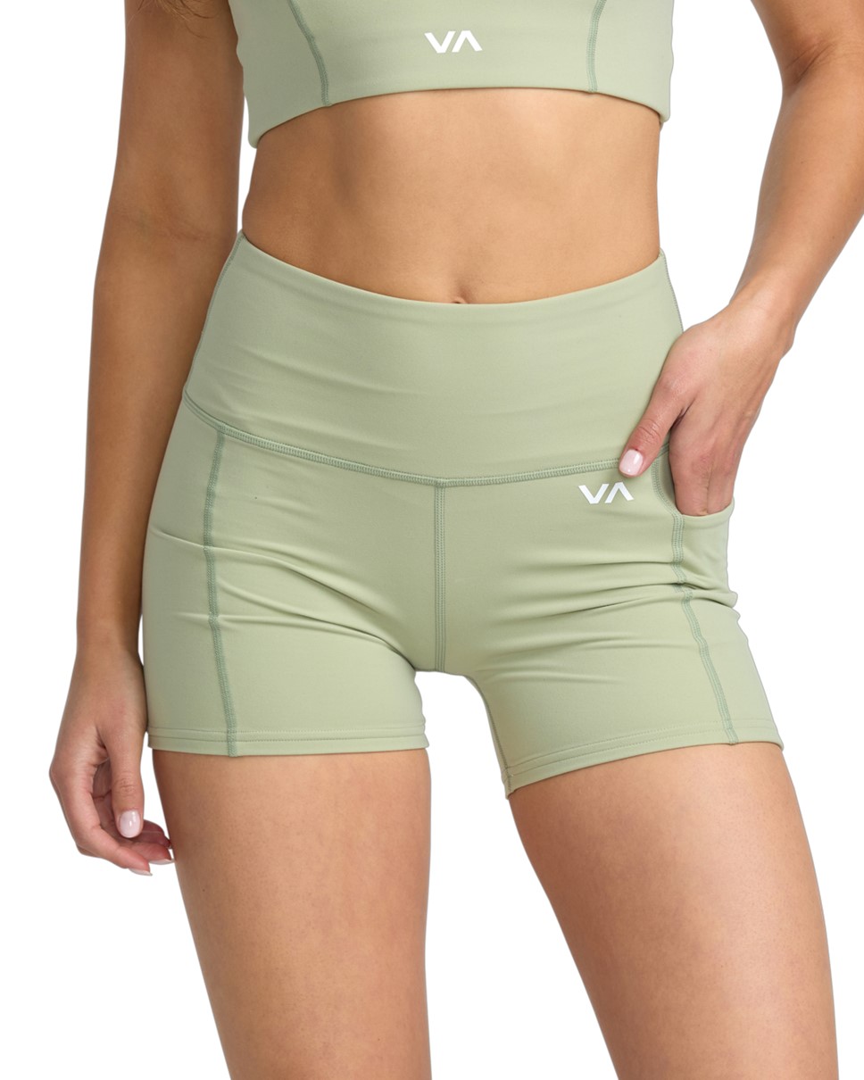 Womens VA Essential Pocket Short II-Green