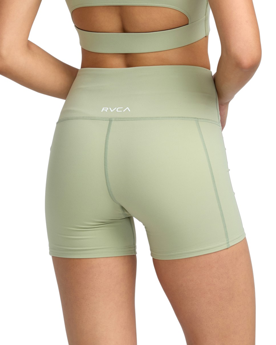 Womens VA Essential Pocket Short II-Green