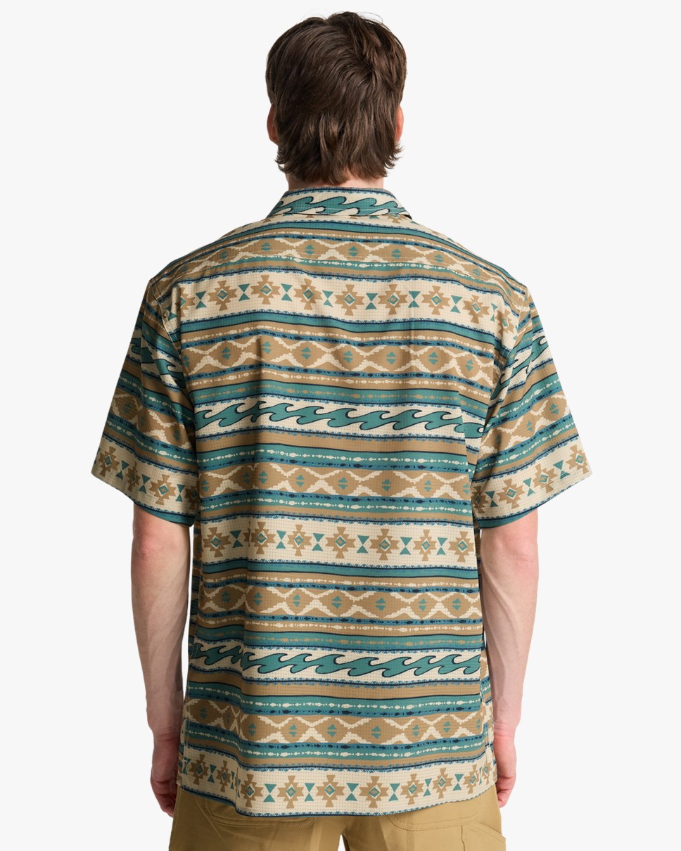 Mens Surftrek Perf A/Div  Short Sleeve Shirt-Multi