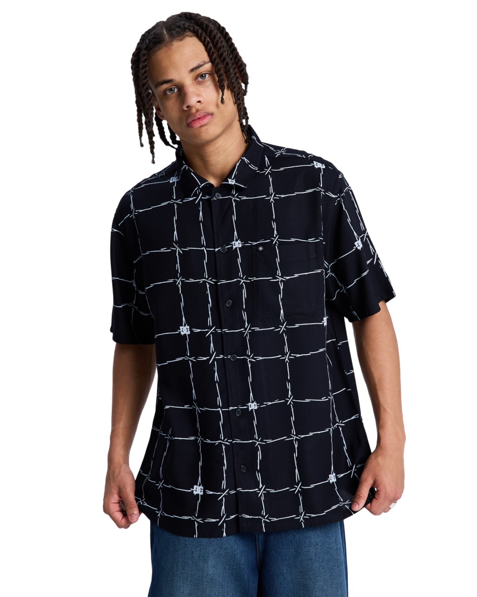 Mens Wired Resort Short Sleeve Shirt (KVJ0)
