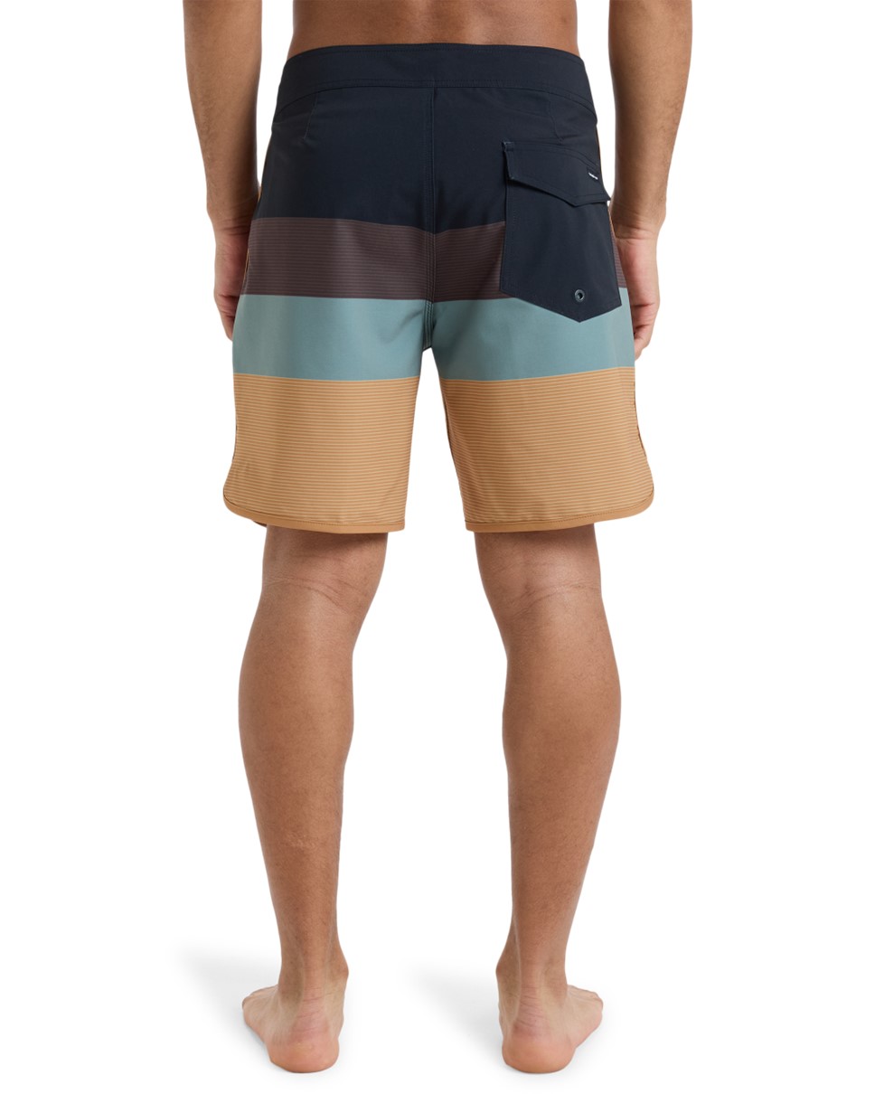 Mens Surfsilk Scallop 18"  Boardshorts (CMD9)