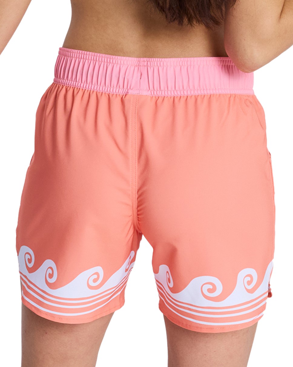 Womens On The Beach Take The Wave 5 Inch Boardshorts