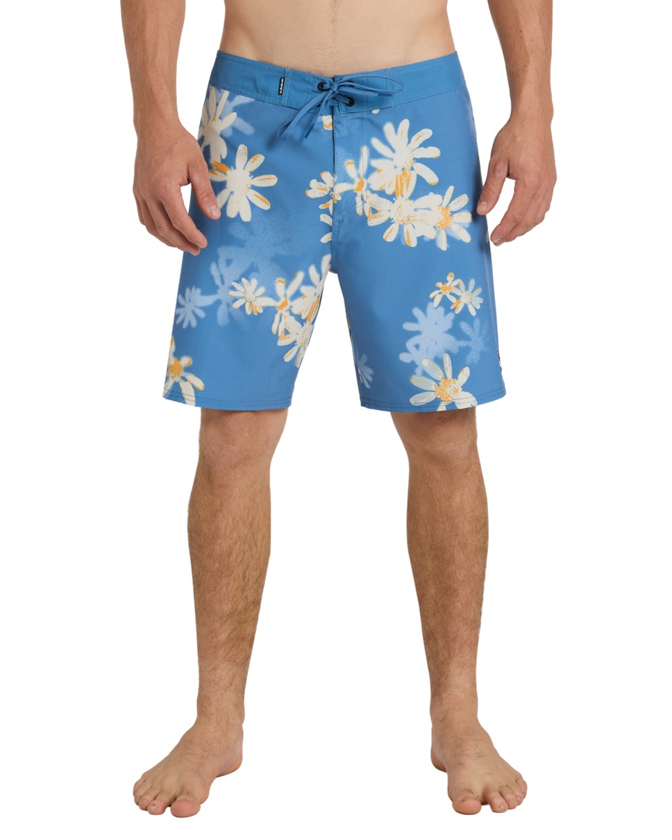 Mens Surfsilk Straight 18"Boardshorts (BLM9)